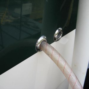 3/4\" hose fit into the sink drain of Tom Cat