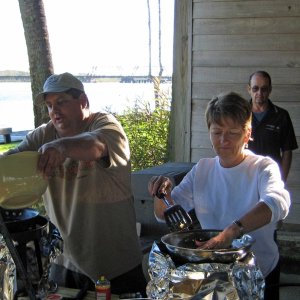 Byrdman and Anita do the food