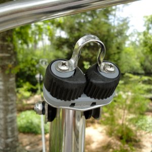 Cam Cleat davit