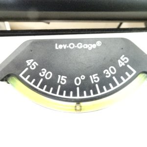 Lev-o-gage athwartship