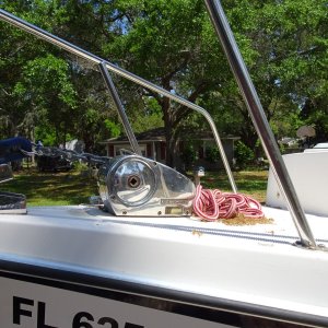 Lewmar 700 Windlass