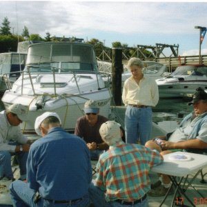 17 Sept 2005 Langley:  Cleaning mussels.