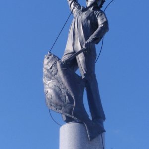 Media 'Fisherman\'s Terminal Memorial statue' in album 'Patti C-Cakes'