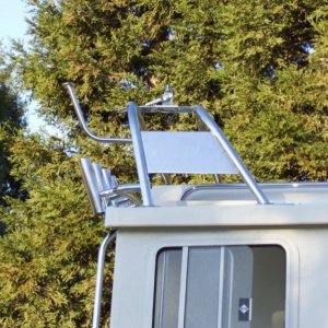 Outrigger mount