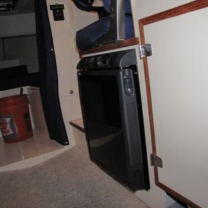 Norcold 1.7 C.F. DC Fridge Install