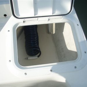 baitwell with recirculating pump