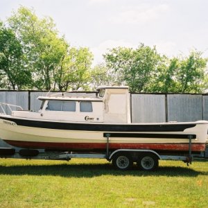 1982 27' C-Dory Long Cabin