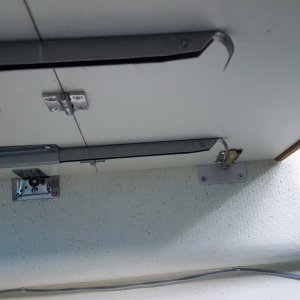 Media '20170624 072641' in album 'drop leaf supports under table'