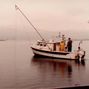 27' longhouse outboard, rigged as troller (AK Craigslist May 2015)