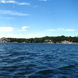 Media '57.) beautiful rocky shoreline' in album '1.) Start of Rideau trip at Keewaydin State Park Marina on the St. Lawrence River'