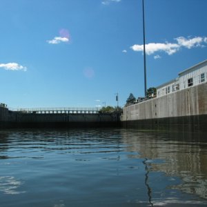 Lock gates close astern