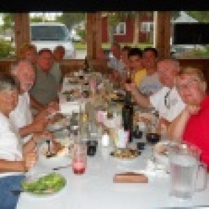 Media 'Good Friends and Good Food at the Coinjock Marina thumb' in album 'Crossing the Albemarle Sound thumb'