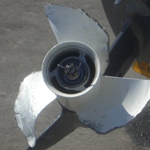 (catdogcat) One messed up prop.  The prop shaft ended up being bent as well.