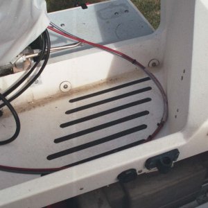 3M nonskid tape in motor well by swimstep.