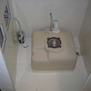 (Cygnet) Head/Shower, holding tank