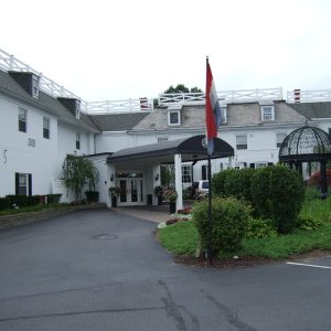 The Glen Saunders Mansion.