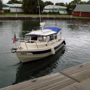 Media 'Alma's Only Backing Away From the Dock at Seneca Falls' in album 'Lock 4 Cayuga-Seneca Canal'