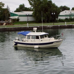 Alma's Only at Seneca Falls: What a Beautiful Boat!