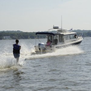 The CD25 with a Honda BF150 is a surpisingly good ski boat!