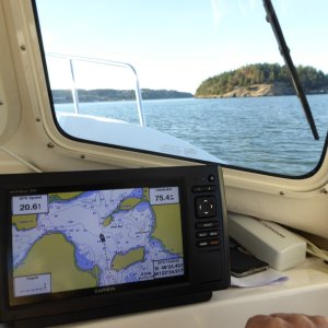 Approching Skagit Island, my destination for Thursday night