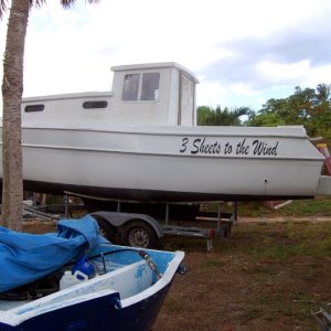 Luger 27 Fairwinds on its way to becoming a motor sailer....or cruiser.