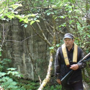 Media 'Jay by the gold vault' in album 'mink forest service dock Port Fredrick'