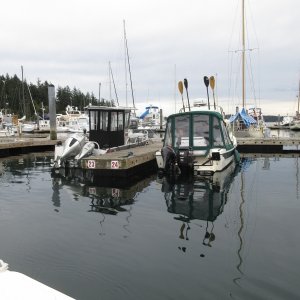 In Deer Harbor, noticed C-Dancer so pulled in to say "Hi" to Peter and Caryn!  The new outboard looks great!