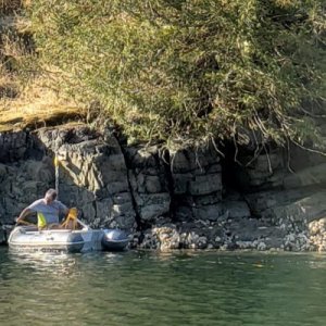 Stern tying in Roscoe Bay