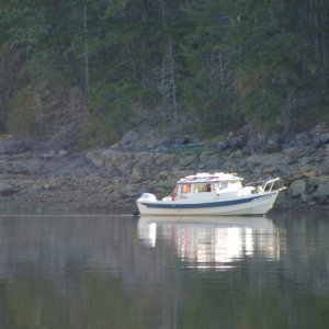 This fine vessel was in Grace Harbor. No idea who it is..