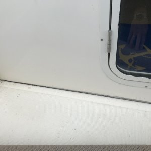 CabinBulkheadRaisedFloorSeamCockpit