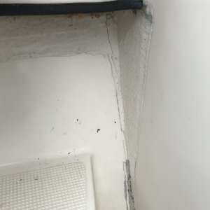 Media 'PortGunnelAftCabinBulkheadZoom' in album 'AftCabinBulkheadunderDoorInsideCabin'