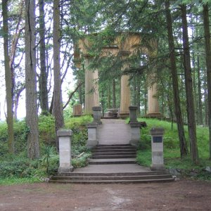 Mausoleum near Roche Harbor