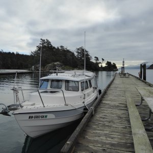 Arrived to an empty dock at Fossil Bay