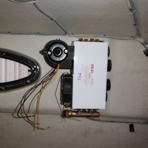 Real Heat 8462 Heater/Defroster