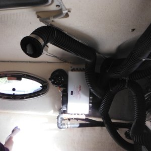 Heat exchanger in V berth 6 outlets (3 for defroster, 2 at helm and 1 in v berth