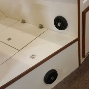Supply air diffusers
