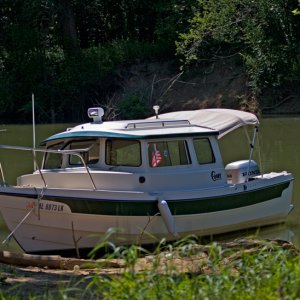 On the Paint Rock River. This is a narrow river that few cruisers could ever negotiate