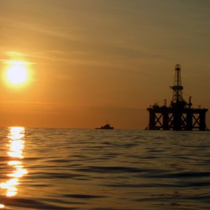 Oil platform being towed in the Gulf