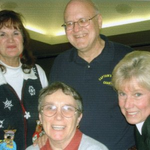 (R/J): Charlie (Captain's Choice) with Linda (our wonderful travel agent), Ruth (R-Matey) and Sue (Sue' C).