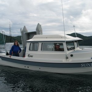 (3rd Byte) Sundog and crew at Cabin Bay.