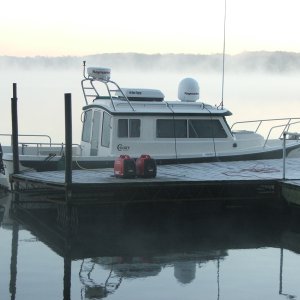 Docked at Momma Byrds on the Cumberland River