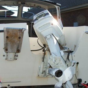 (Byrdman) 85, 50Hp Johnson & OMC kicker mount
