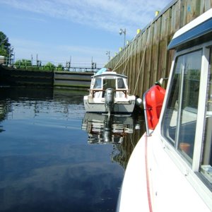 Sea Esta in Dismal Swamp north lock