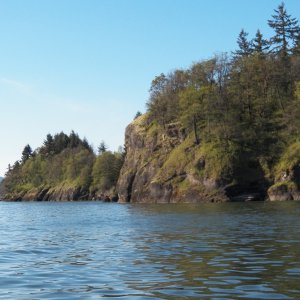 Media 'Nice views in a few places.' in album 'Mt. Saint Helens from the Columbia River at Ridgefield.'