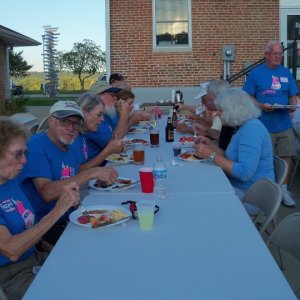 Media 'Bar-B-Q, Bar-B-Q and more Bar-B-Q' in album 'Mississippi River C-Bratts 2011'