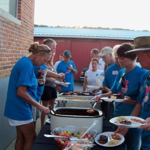 Media 'Bar-B-Q, Bar-B-Q and more Bar-B-Q' in album 'Mississippi River C-Bratts 2011'