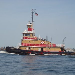 DSC02491 Barge pusher ocean tug