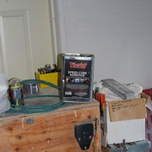 Media 'additive to thin gel coat for spraying' in album 'Repair types'