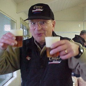 Al says how 'bout them Snoqualmie Beer Guys!!.JPG