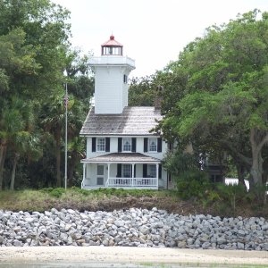 Media 'Hague Point Lighthouse, on north end of Dafuskie, Isl ('da first key' after leaving GA),   Across from Hilton Head, Isl, SC' in album 'Ready to depart Daytona, FL ICW mm 831'
